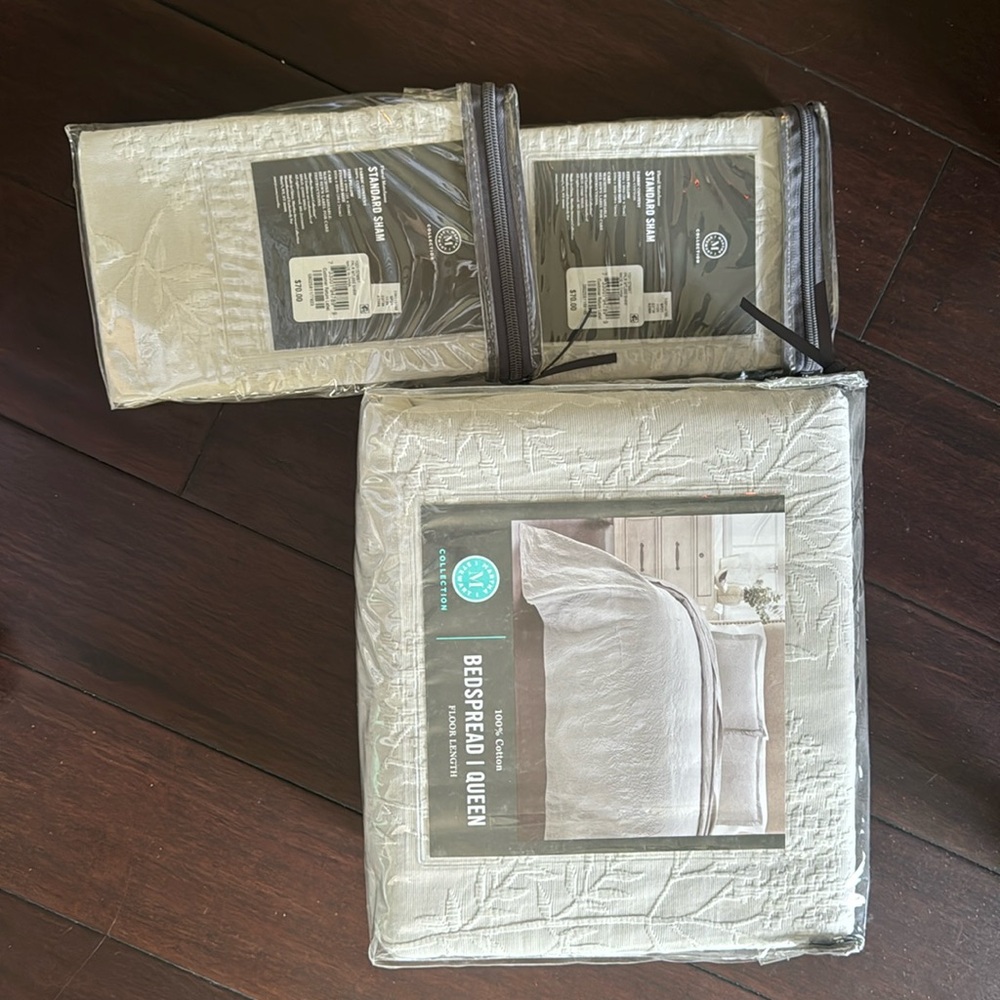 100% Cotton mint green Martha Stewart Collection bedspread and matching shams.